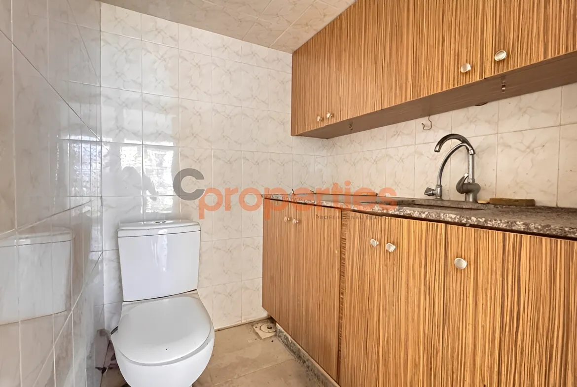 Shop for Rent in Aaoukar