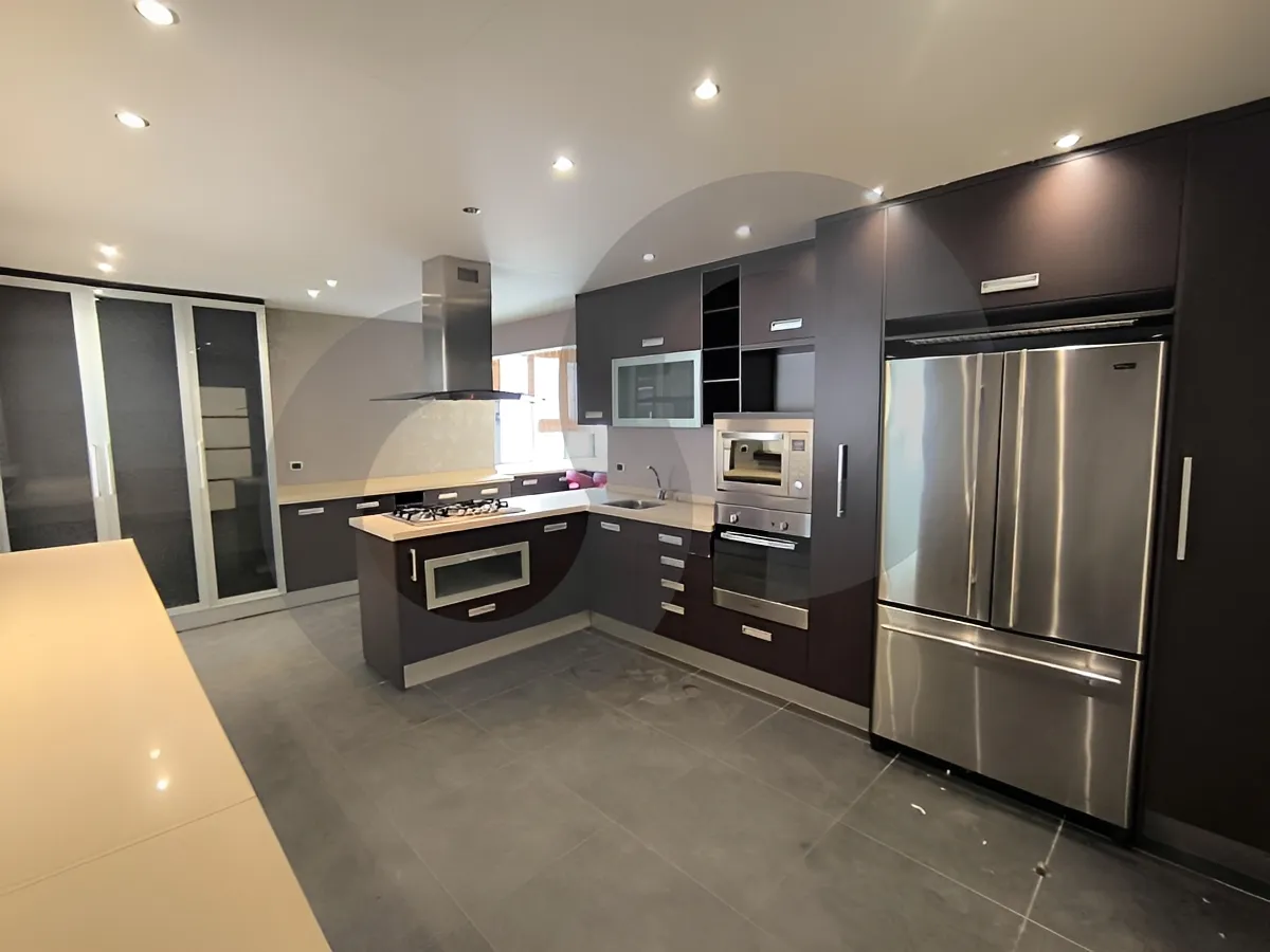 Apartment for Sale in Ramlet El Baida, Bayrut, Lebanon