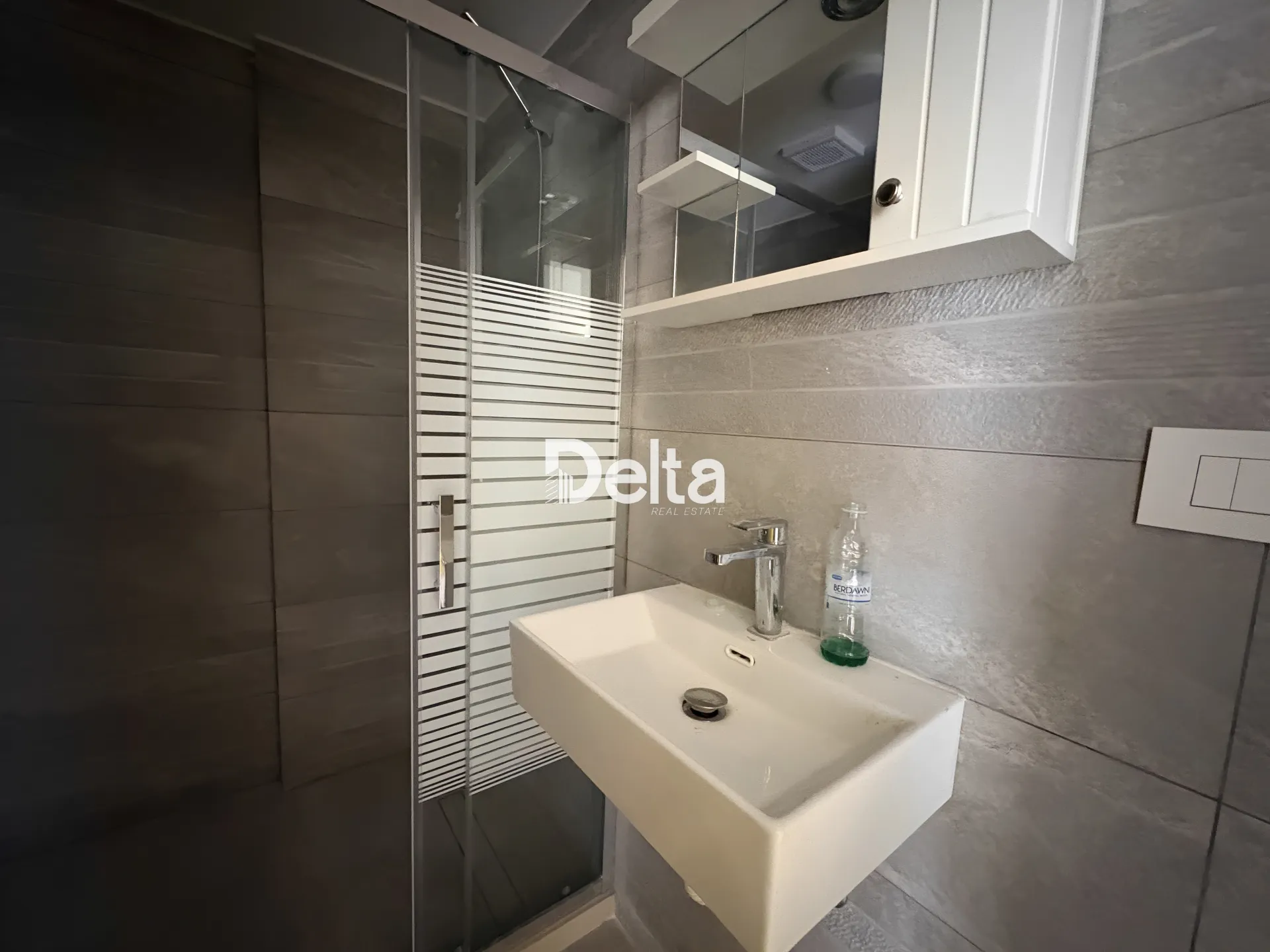 Apartment for sale in Sakiet el janzeer, beirut, lebanon - 3 bed, 3.0 bath