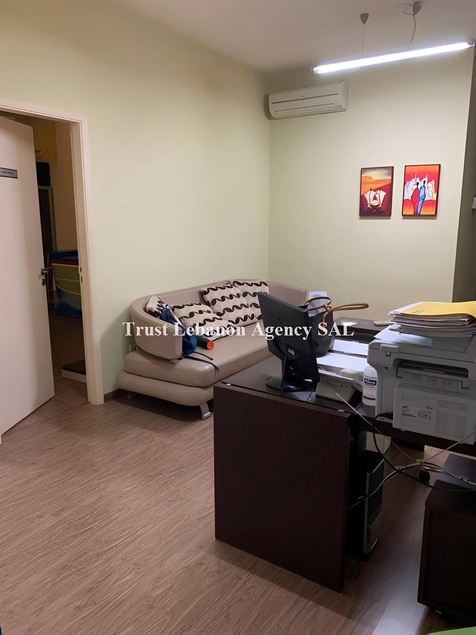 Office for rent in Metn, Elyssar