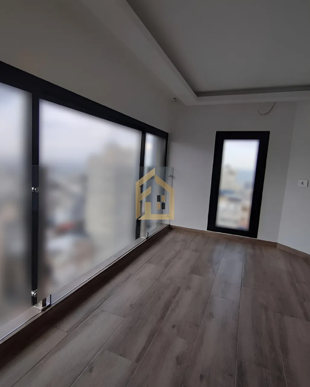 Penthouse for sale in Achrafieh, Beirut, Lebanon - 5 bed, 6 bath