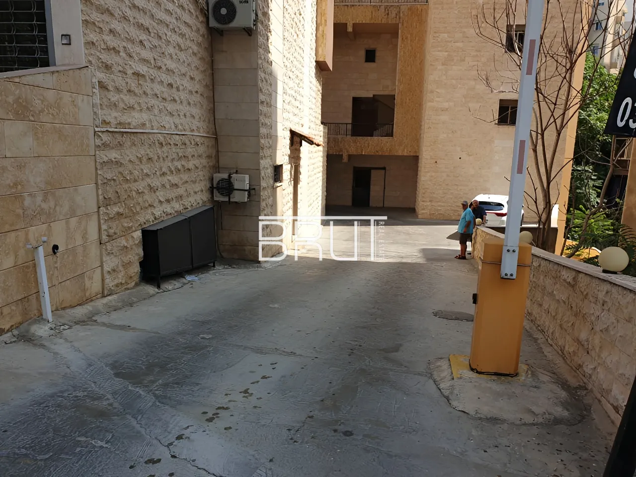 Warehouse For Sale in Zouk Mosbeh