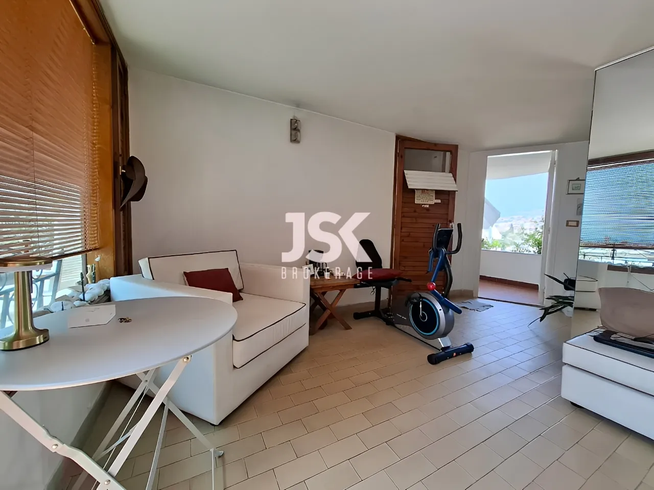 Chalet for Rent in Safra