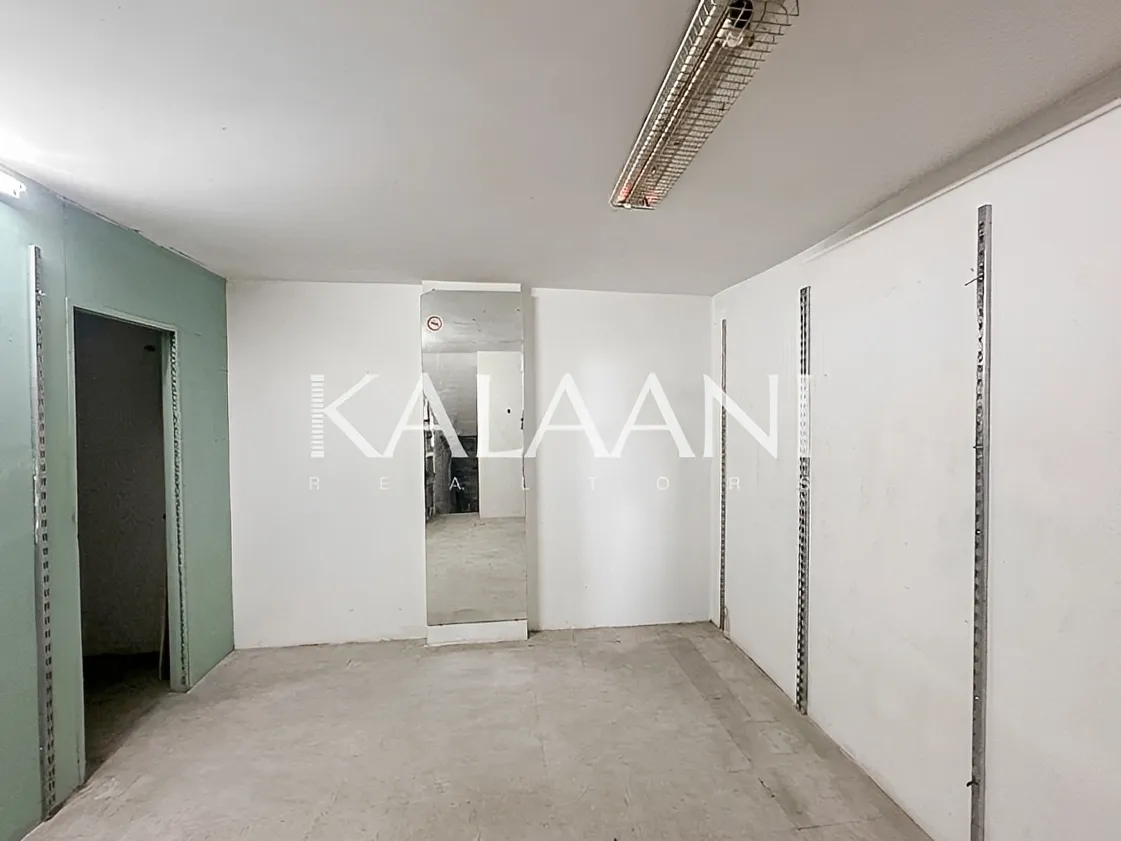 Showroom for sale in Zalqa, Lebanon