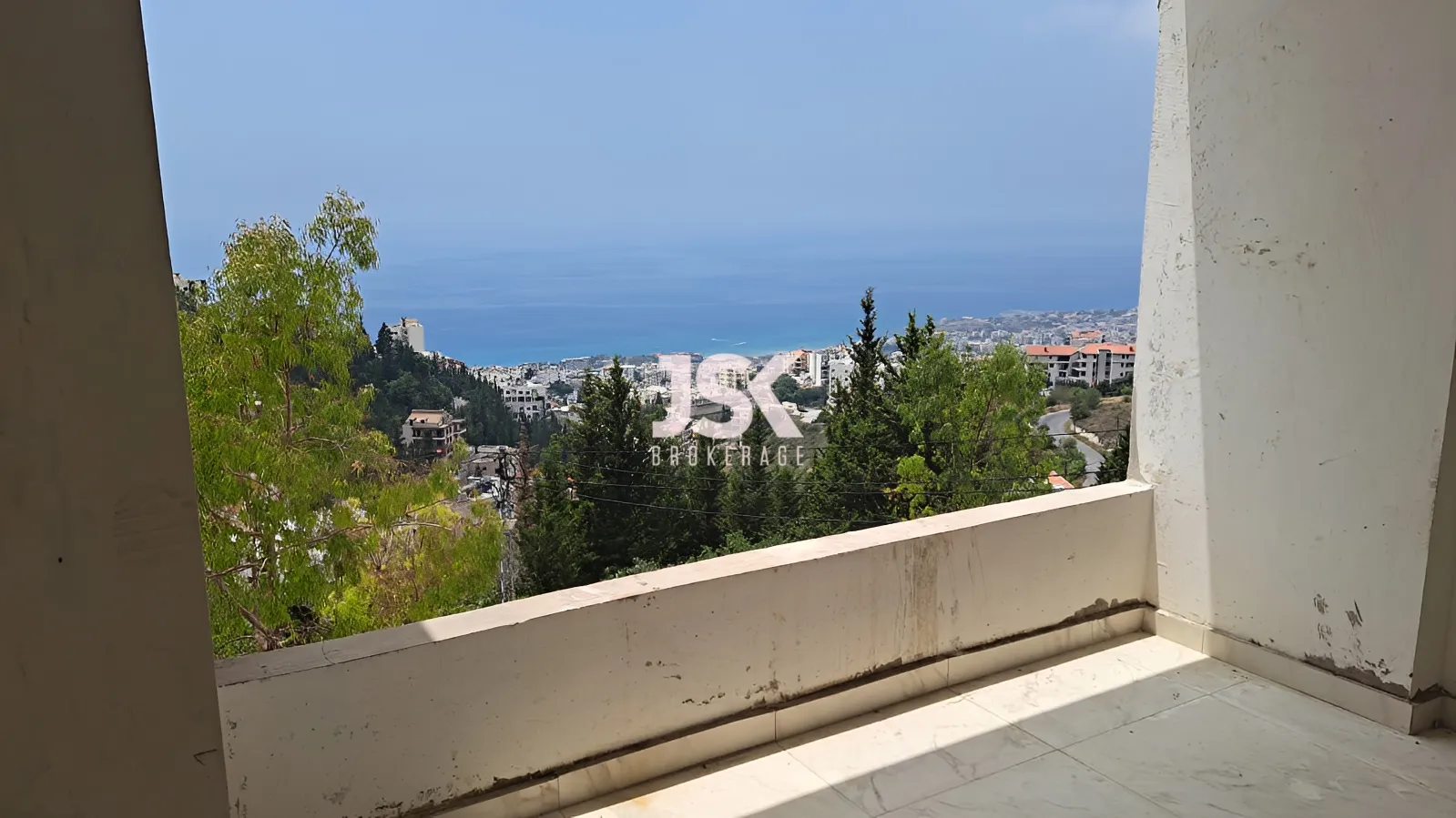 Apartment for Sale in Blat - 3 bed, 3 bath