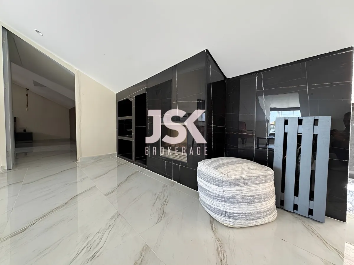 Apartment for Rent in Mansourieh, Lebanon - 1 bed, 2 bath