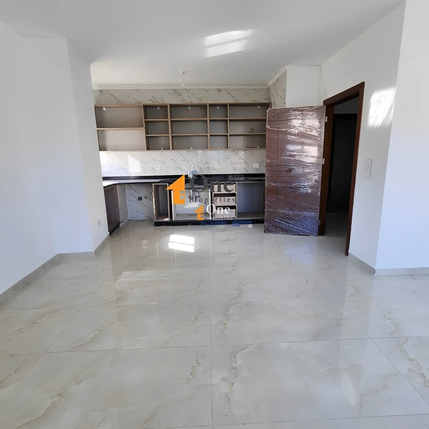 Apartment for Sale in Ballouneh, Lebanon - 4 bed, 4 bath