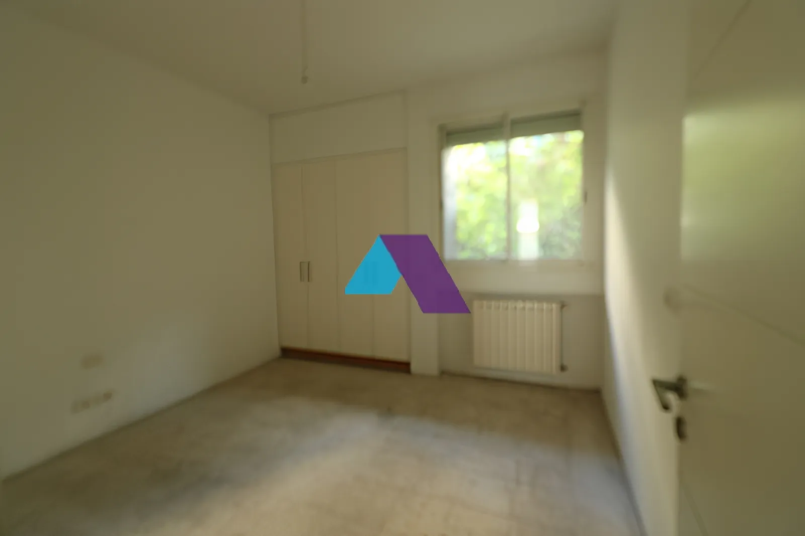 Apartment for Sale in Sassine - 3 bed, 3 bath