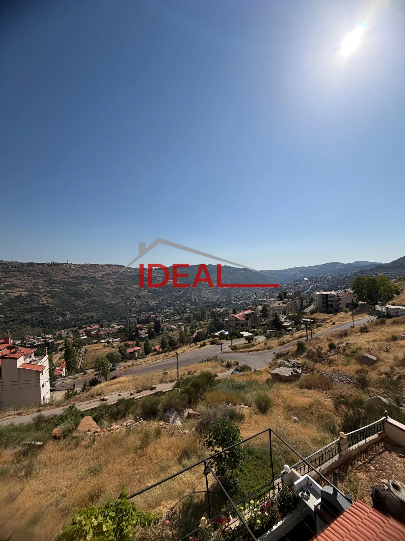 Chalet for sale in Faraya, Lebanon - 2 bed, 1 bath