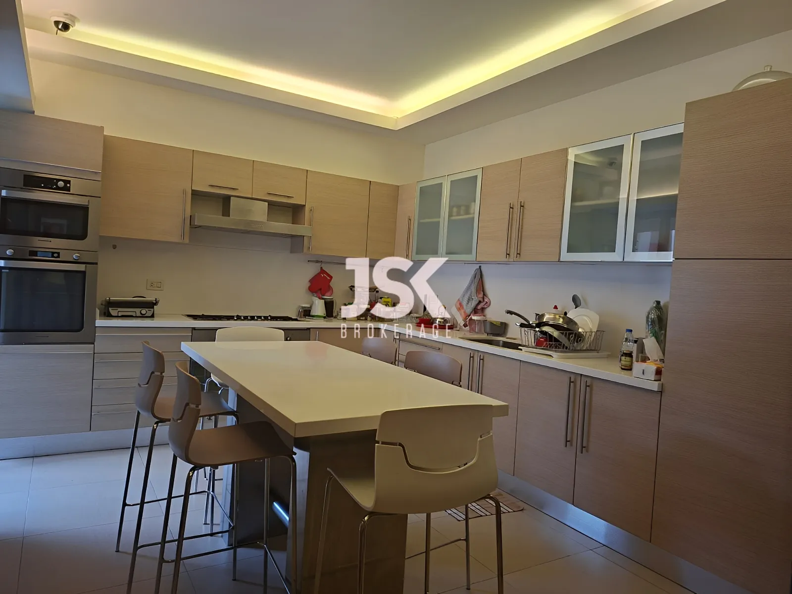 Apartment for Rent in Downtown
