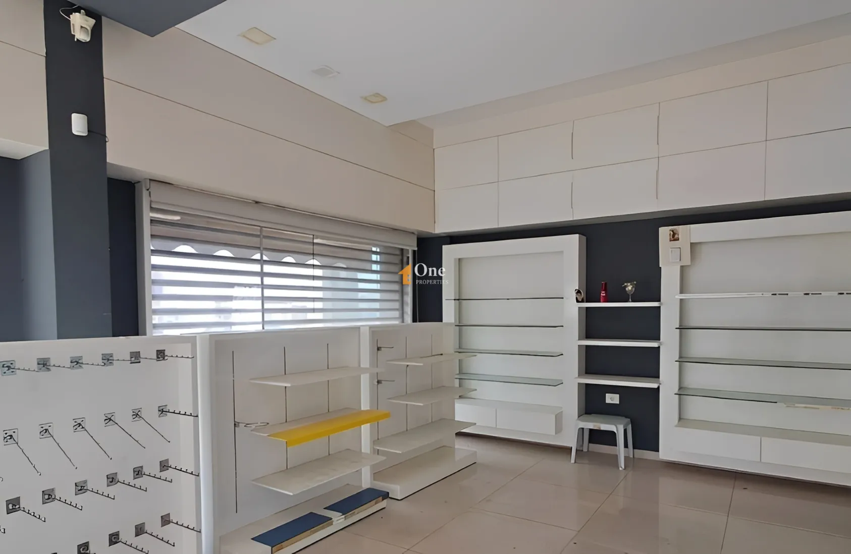 Shop for rent in Aamchit, Lebanon