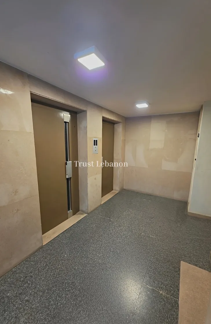 Office for rent in Sin El Fil, Lebanon