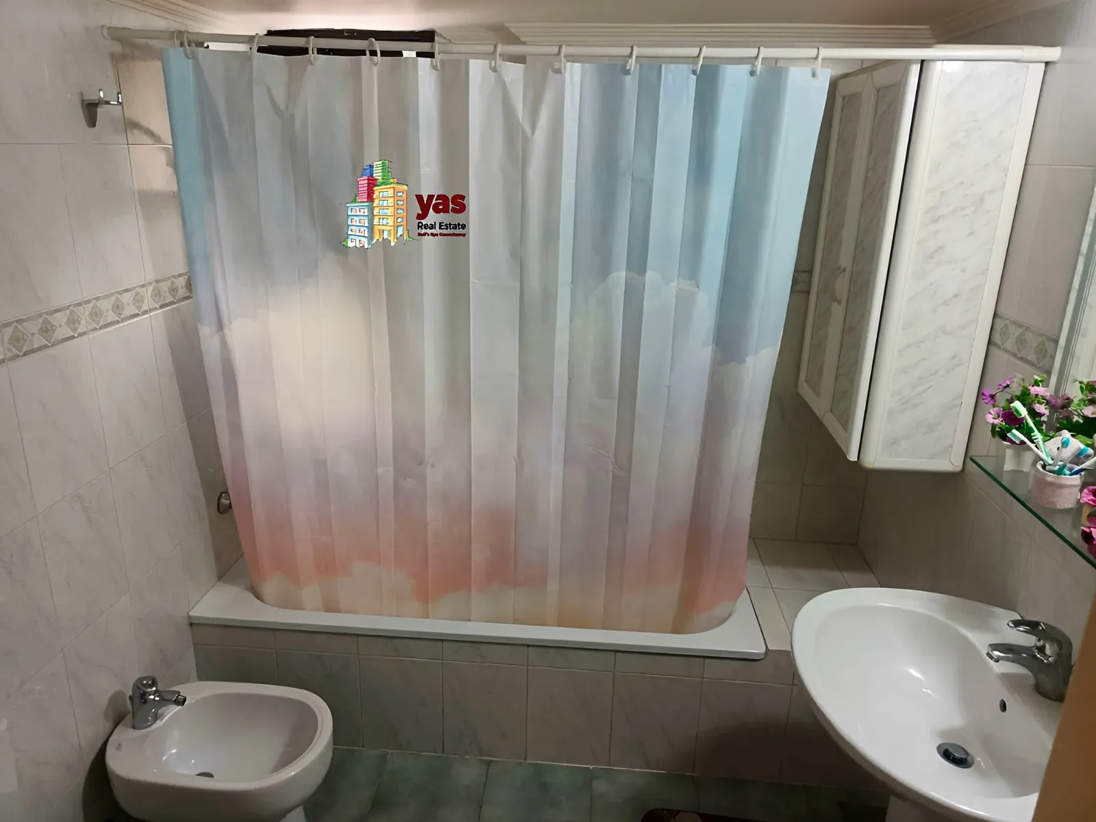 Apartment for Sale in Ghadras