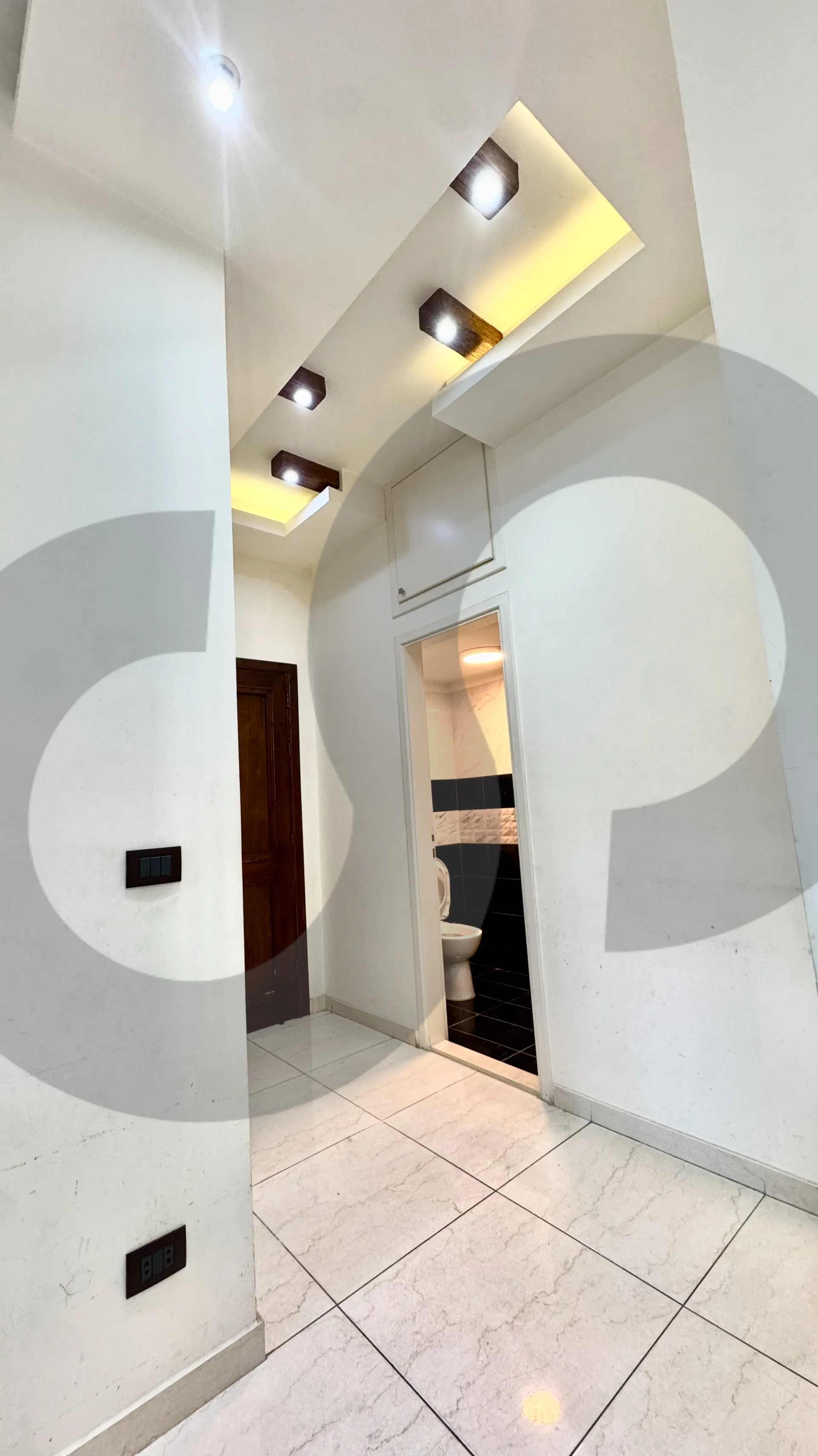 Apartment for Rent in Safra