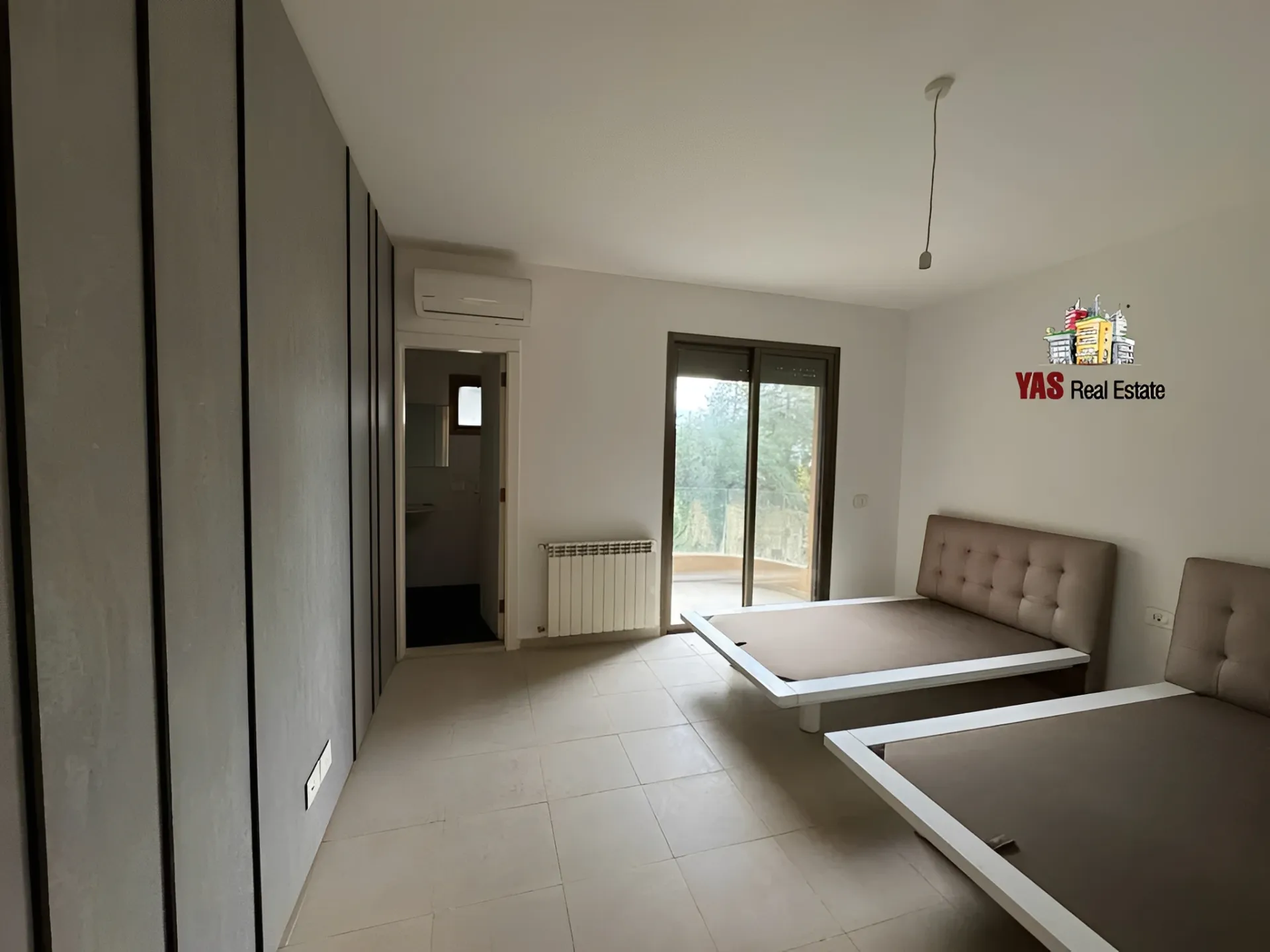 Apartment for Sale in Ballouneh