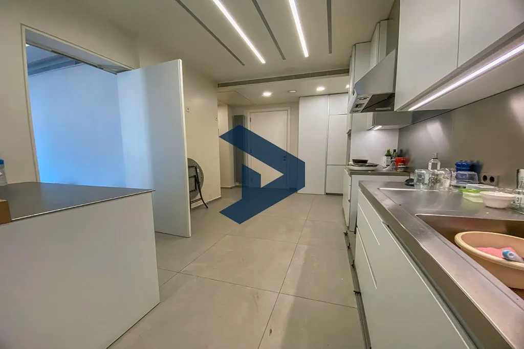 Apartment for rent in Ras Beirut, Beirut, Lebanon