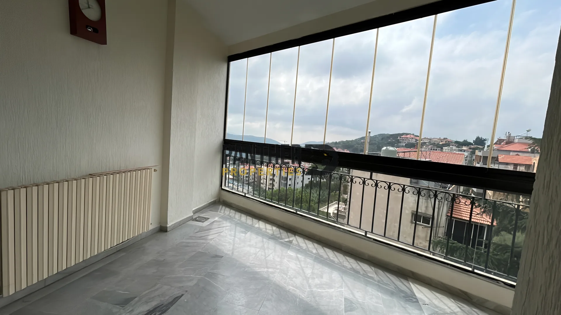 Apartment for rent in Baabdat