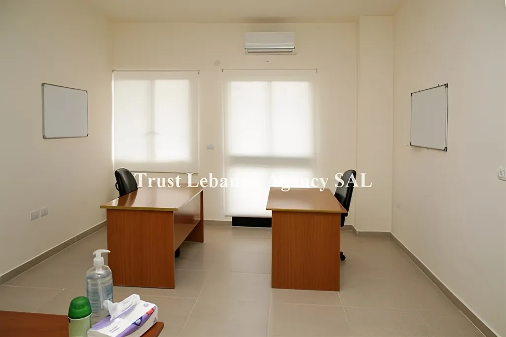Office For Rent in Metn, Dekweneh