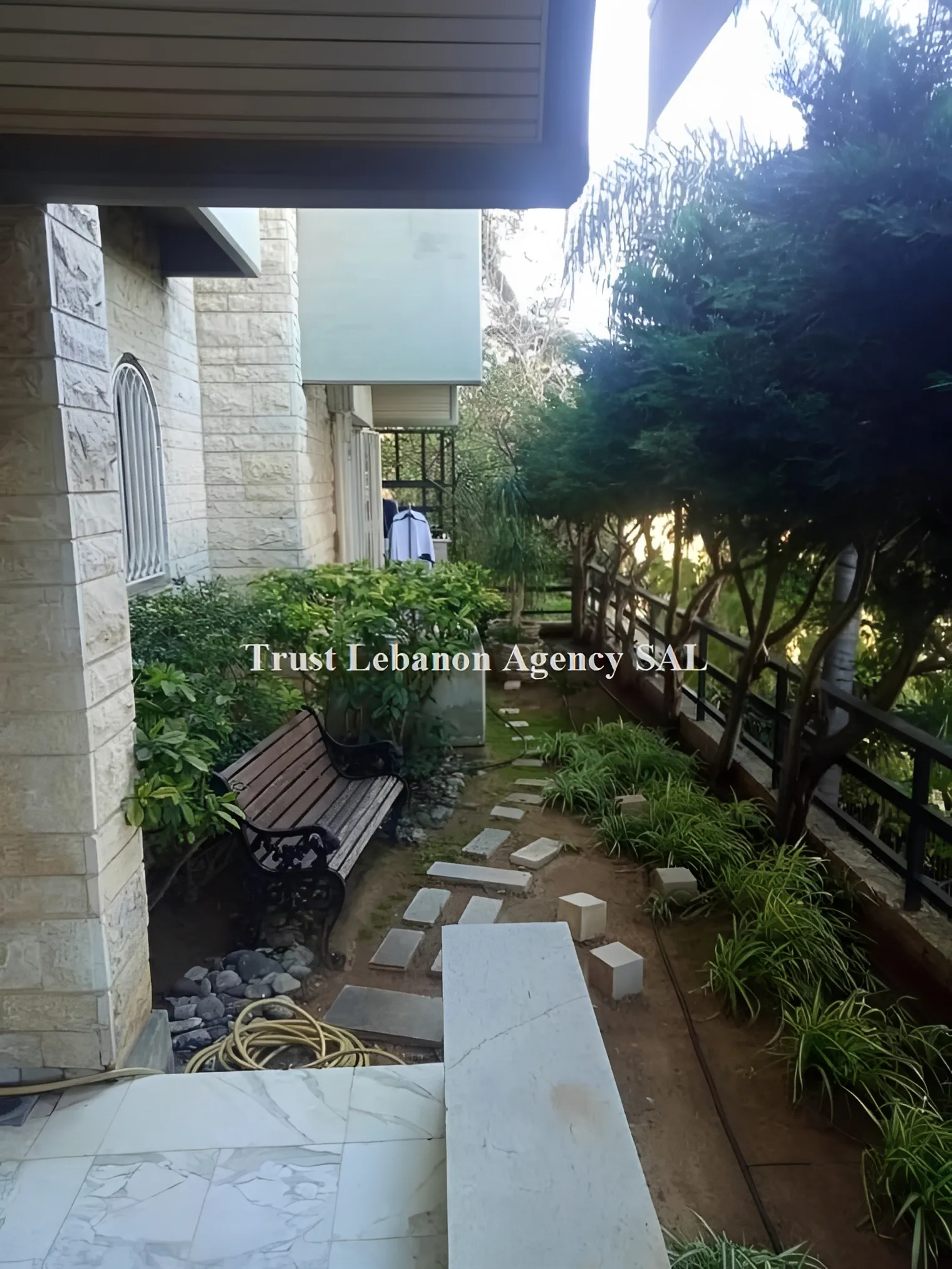 Apartment for Rent in Baabda, yarzeh