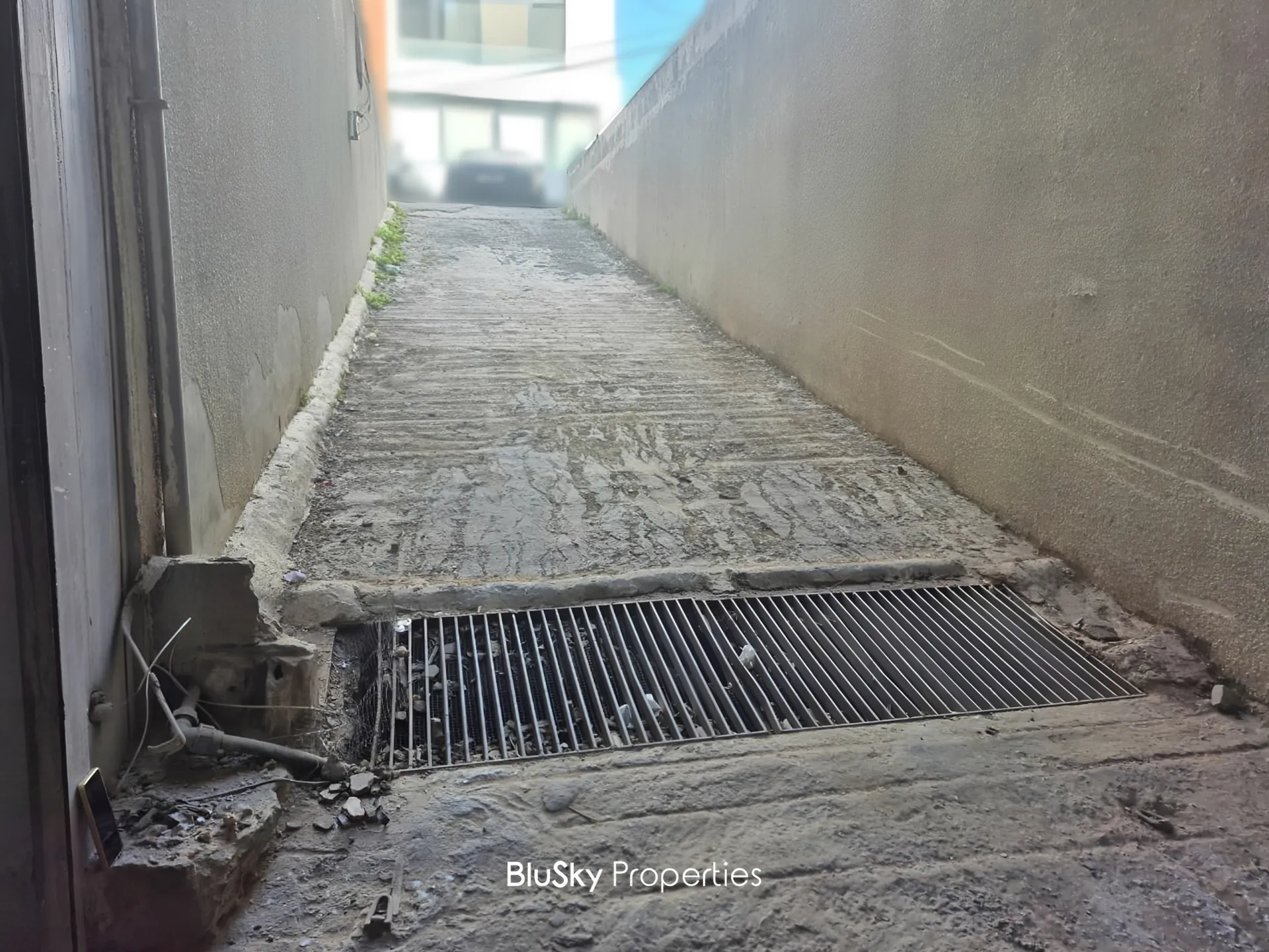 Warehouse for sale in Hazmieh, lebanon