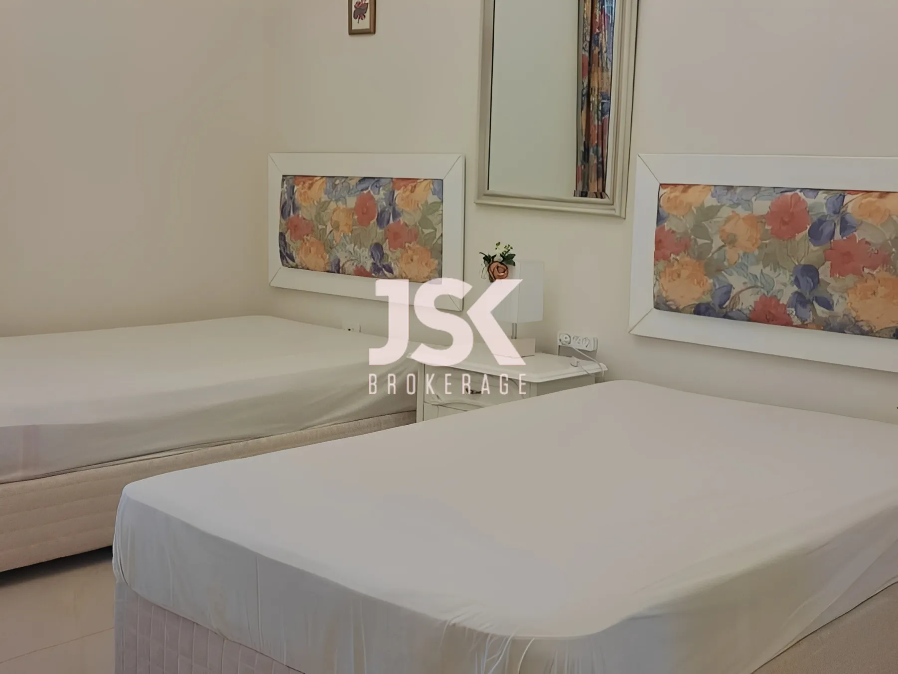 Apartment for Rent in Ramleh Al Bayda, Beirut, Lebanon