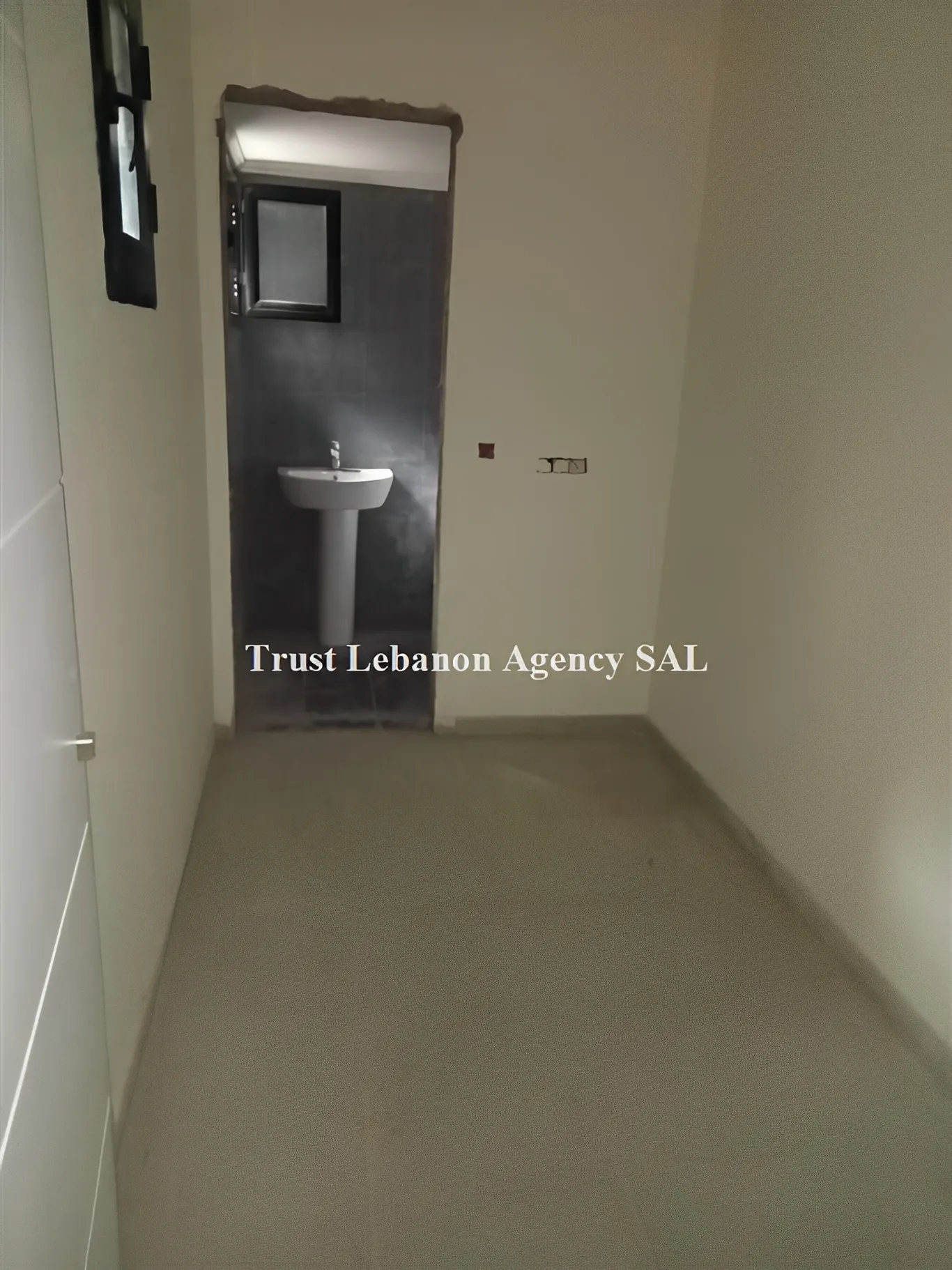 Apartment for Sale in Achrafieh, Jeitaoui