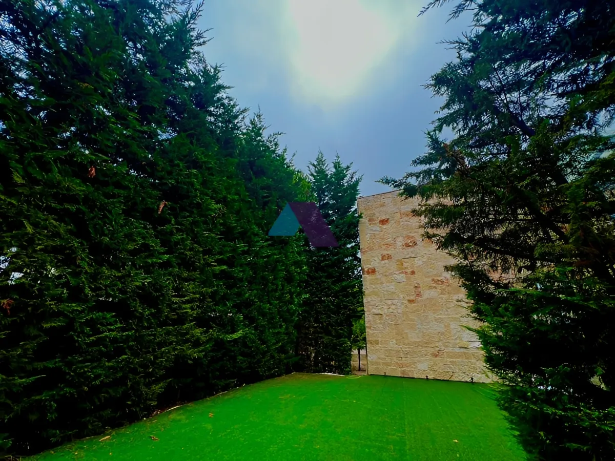 Villa for Sale in Aley - 5 bed, 6 bath