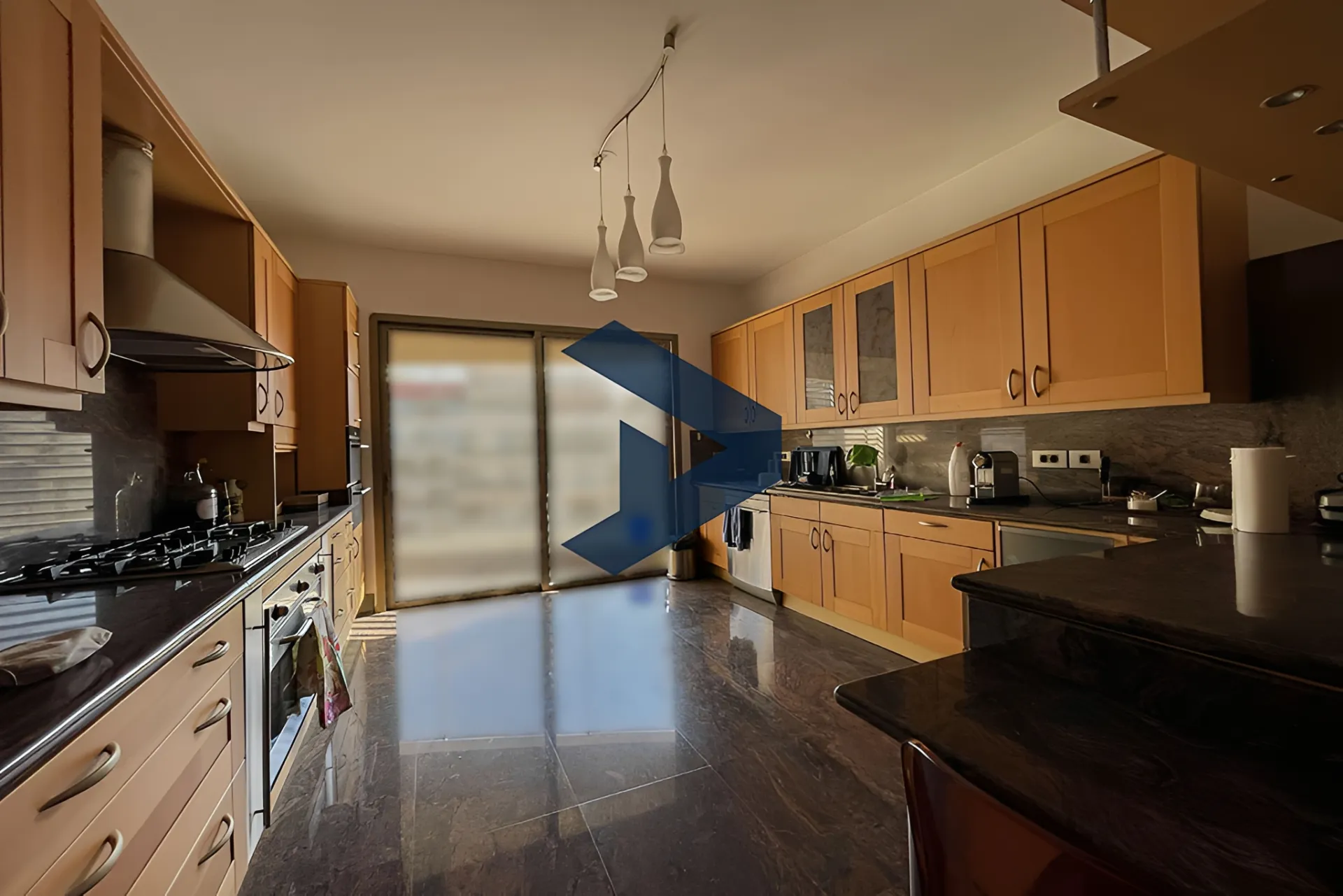 Apartment for rent in Caree d'or, Achrafieh, Lebanon