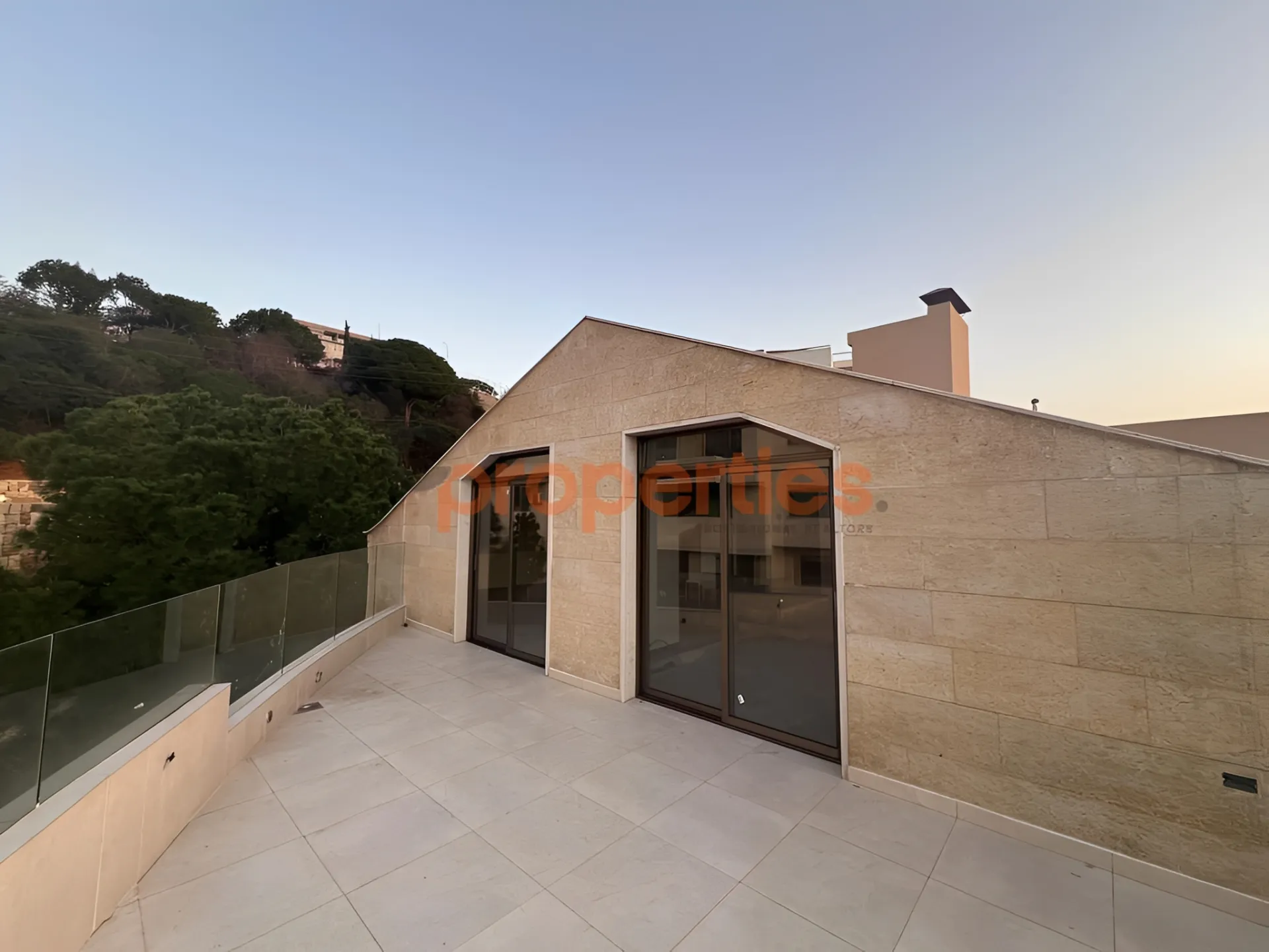 Duplex for Sale in Mar Roukoz