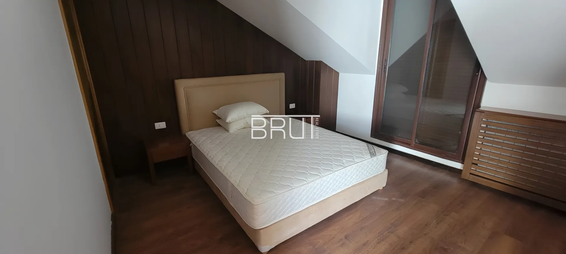 Apartment for Sale in Faqra