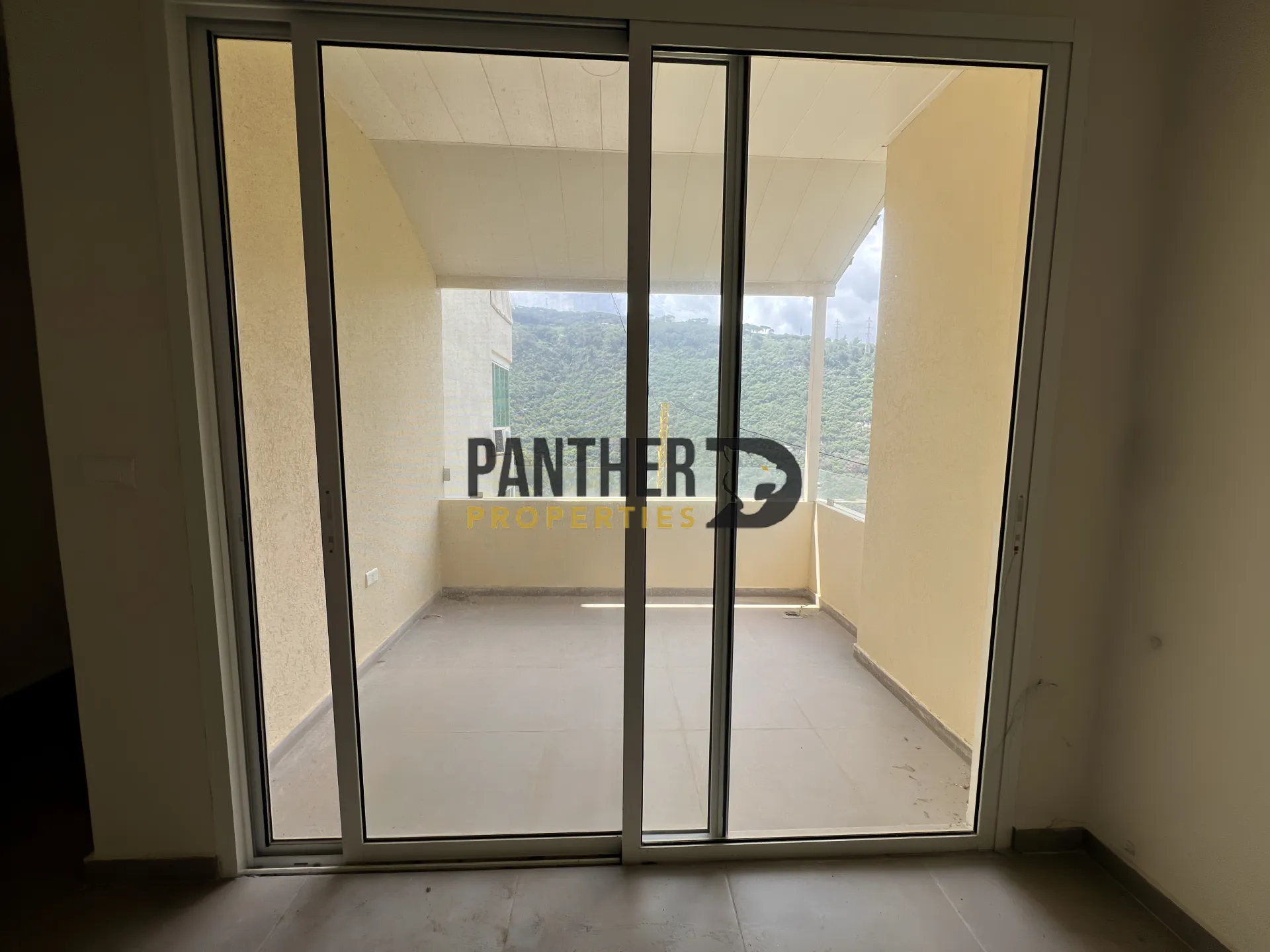 Apartment for sale in Mansourieh, lebanon - 2 bed, 2.0 bath