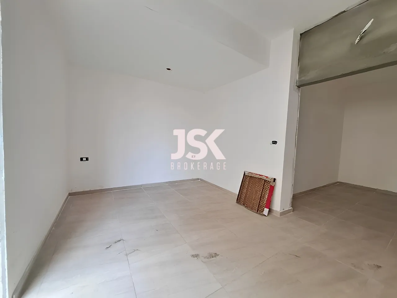 Apartment for Sale in Ghadras