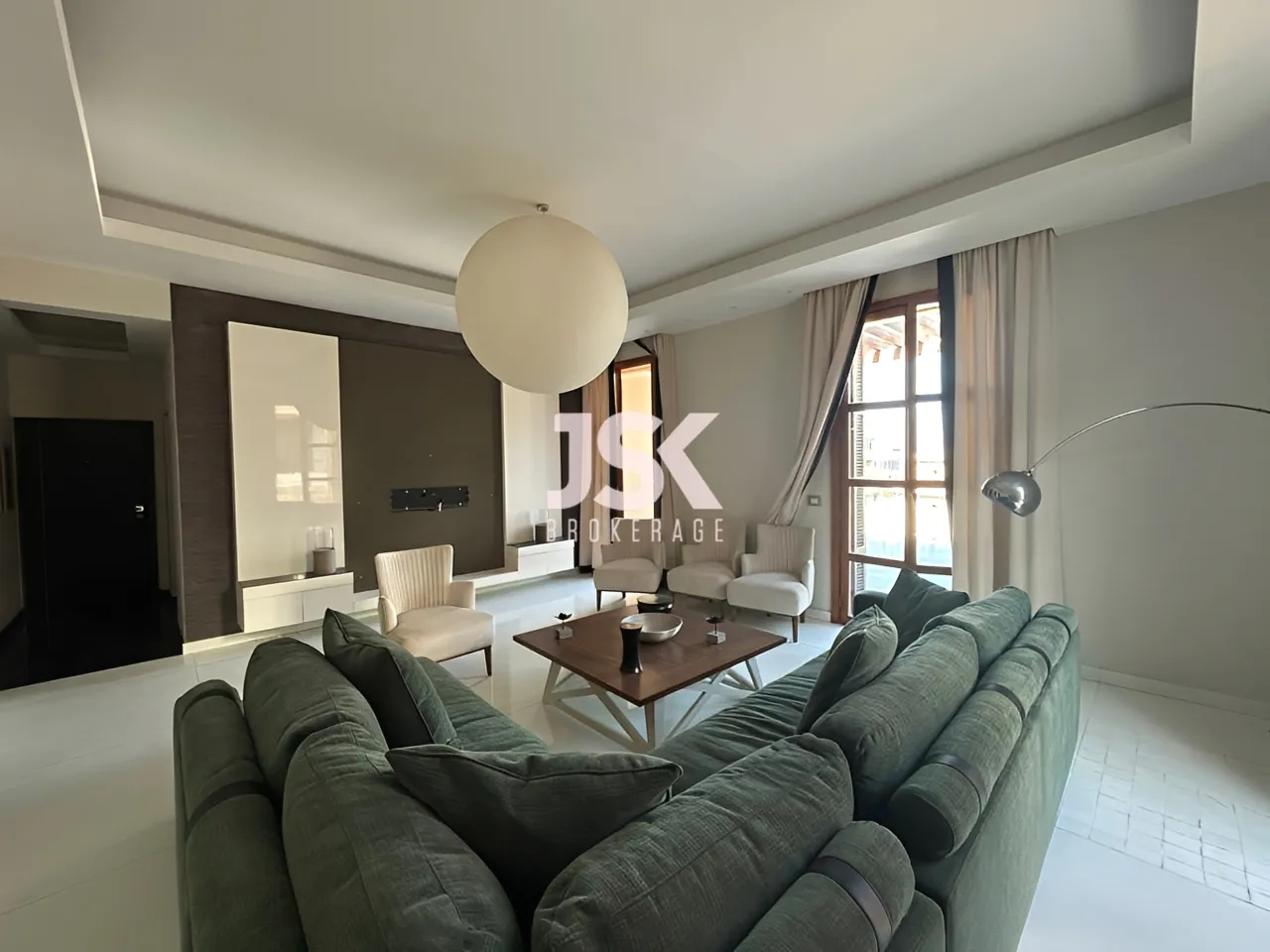 Apartment for Rent in Downtown