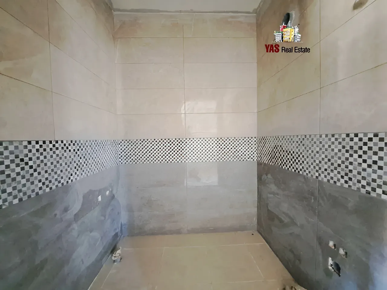Apartment for Sale in Mayrouba