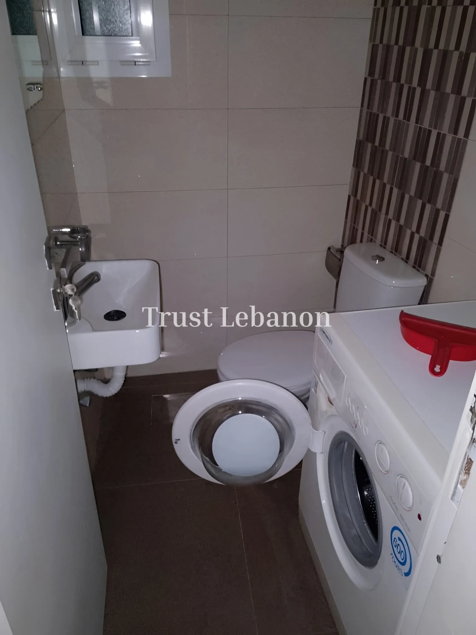Apartment for rent in Achrafieh