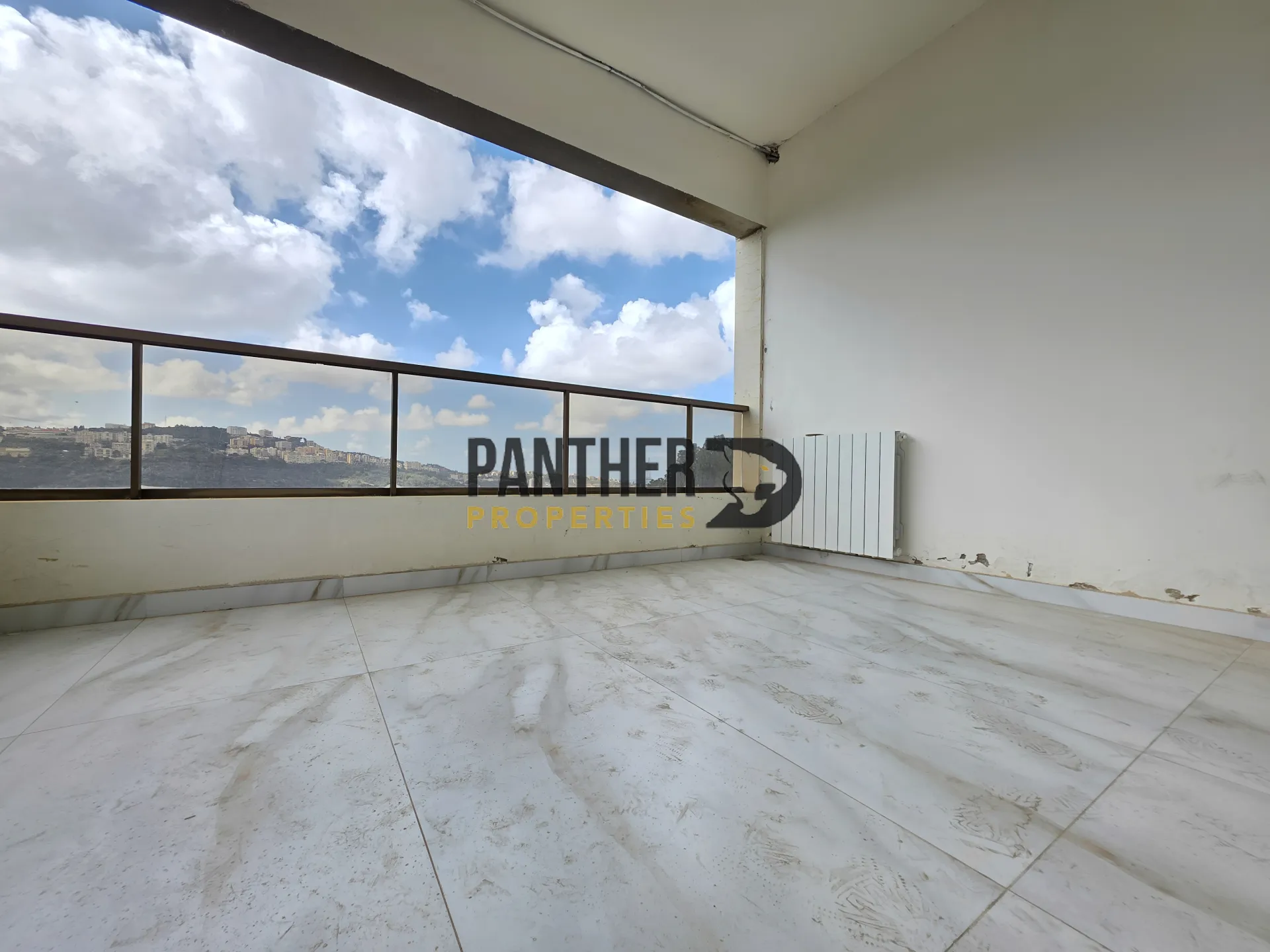 Residential in Montiverdi, lebanon - 3 bed, 4.0 bath
