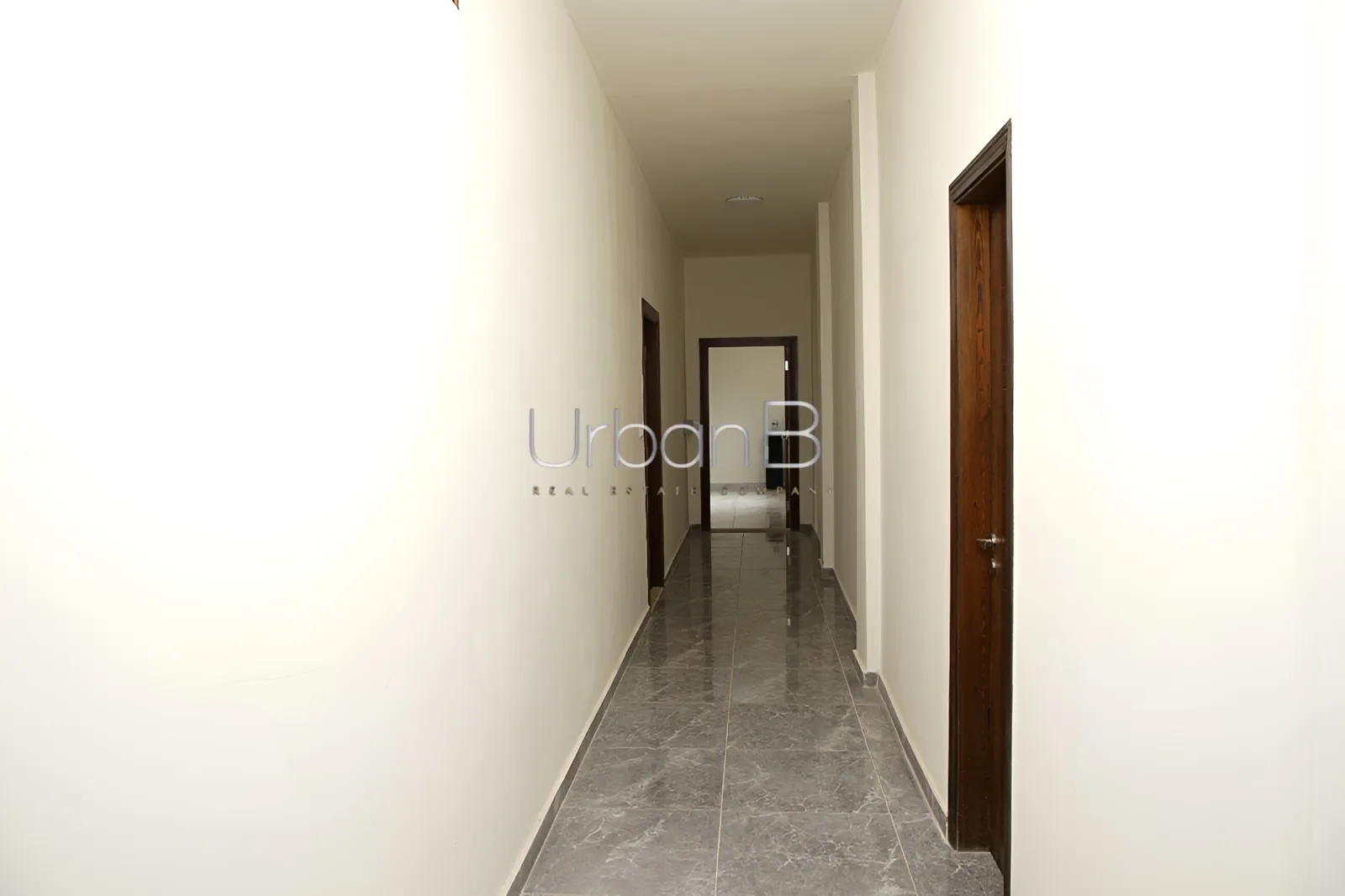 Office for rent in Baouchriyeh