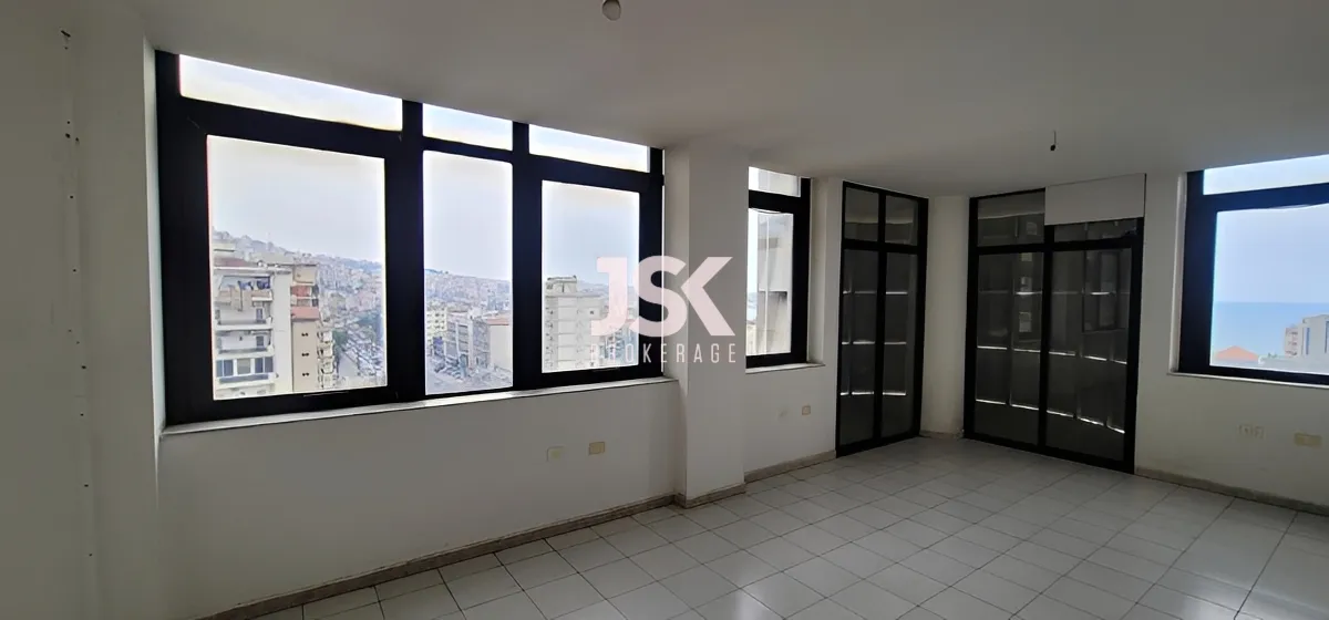 Office for sale in Jounieh