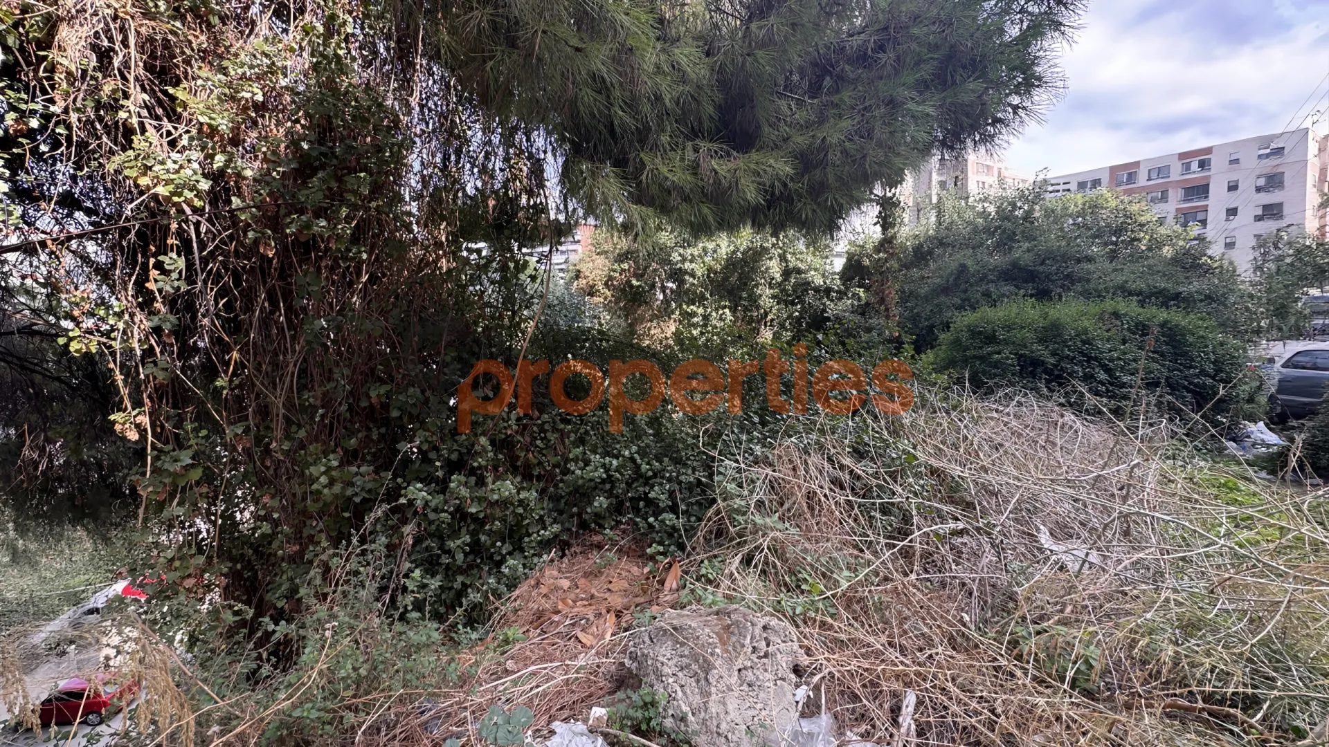 Residential Land for Sale in Beit El Chaar