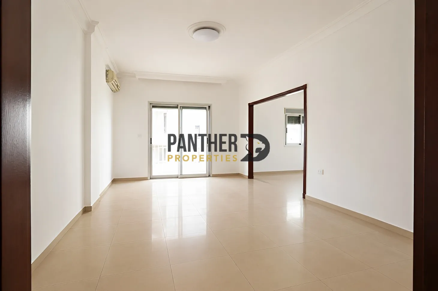 Apartment for rent in Mazraat Yachoua, Lebanon - 4 bed, 3 bath