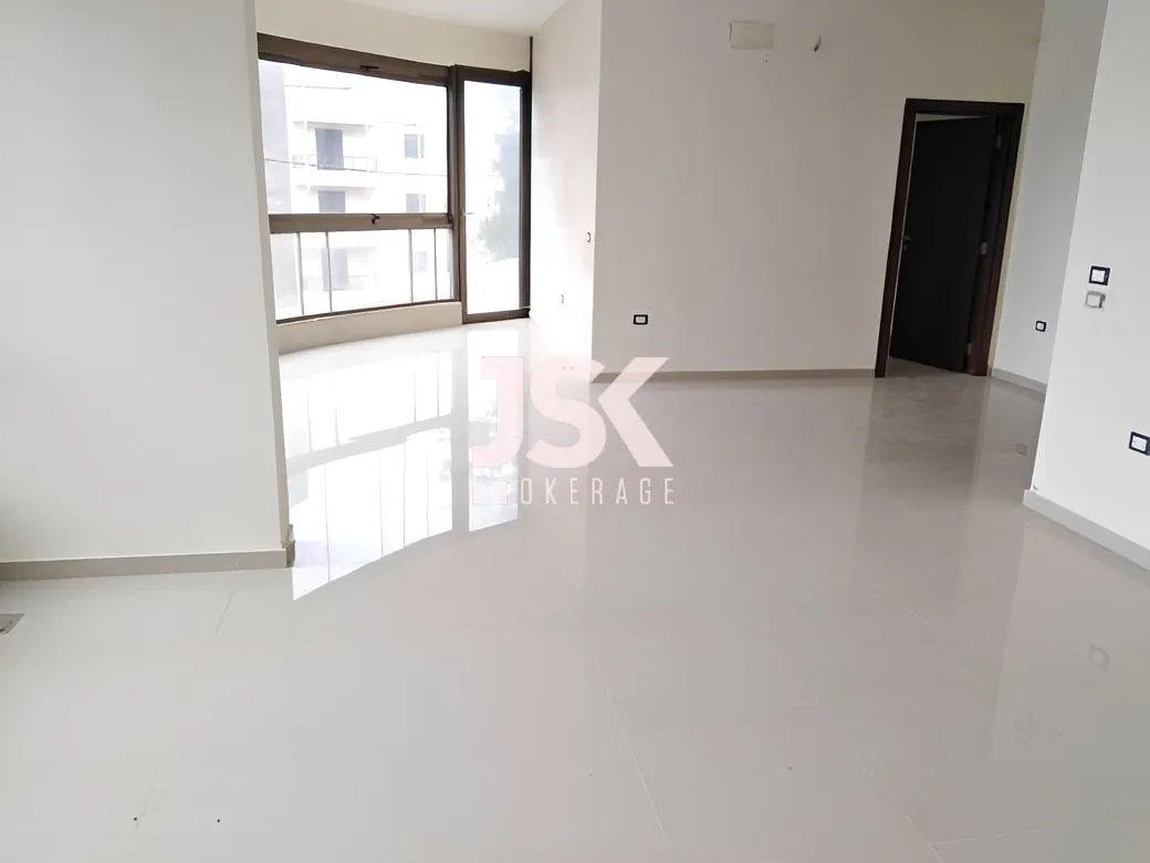Apartment for Sale in Aatchane, Lebanon - 3 bed, 3 bath