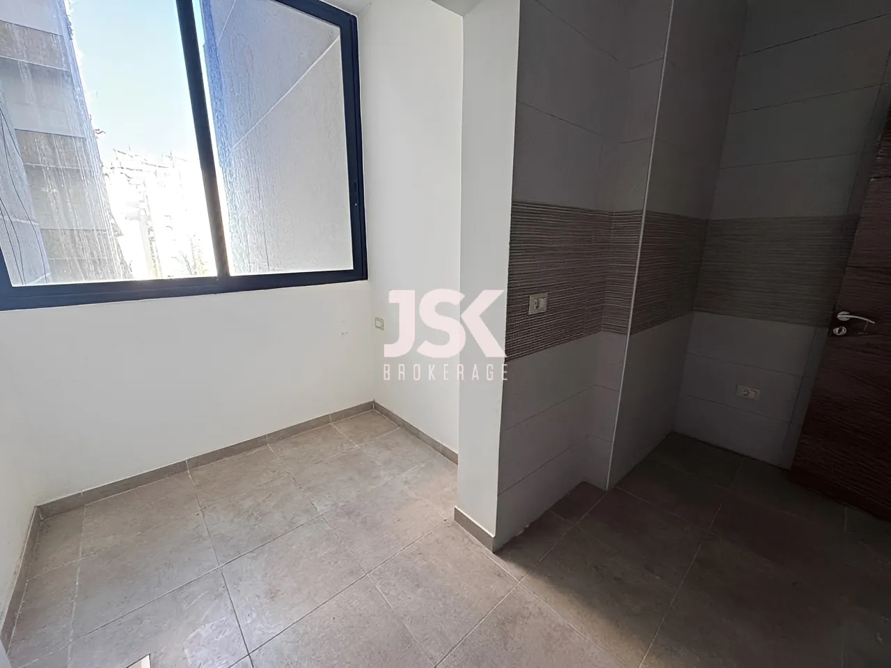 Apartment for Sale in Ras Al Naba'a