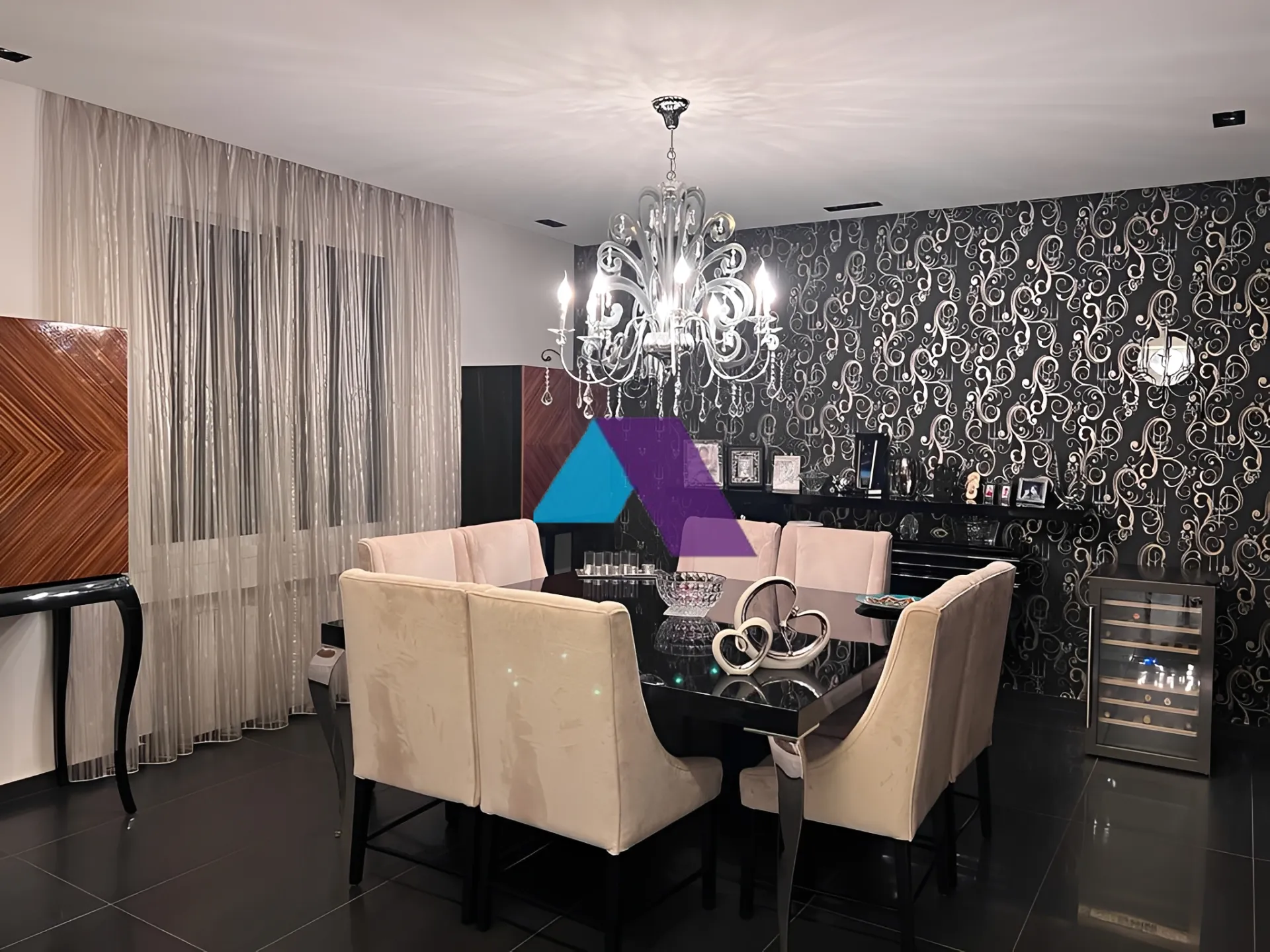 Building for Sale in Zalqa