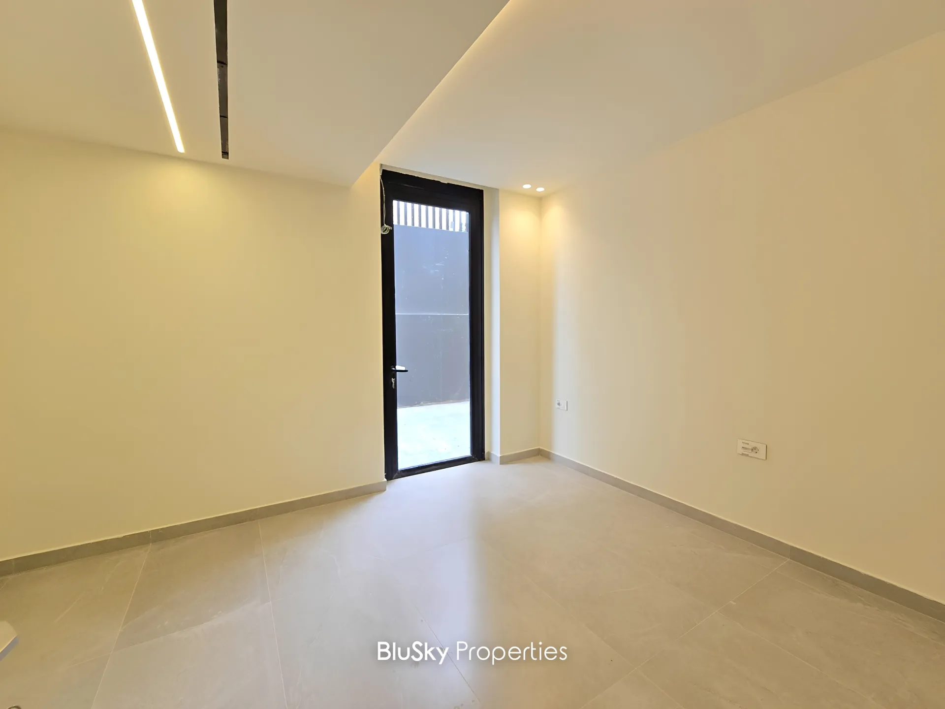 Apartment for sale in Monteverde main street، moutazah, lebanon
