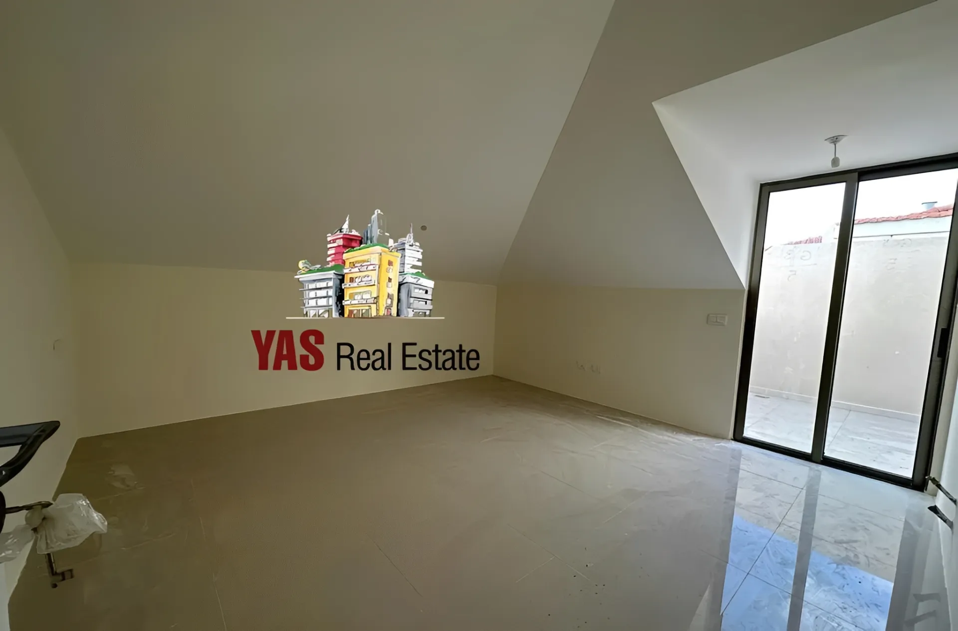 Apartment for Sale in Ballouneh