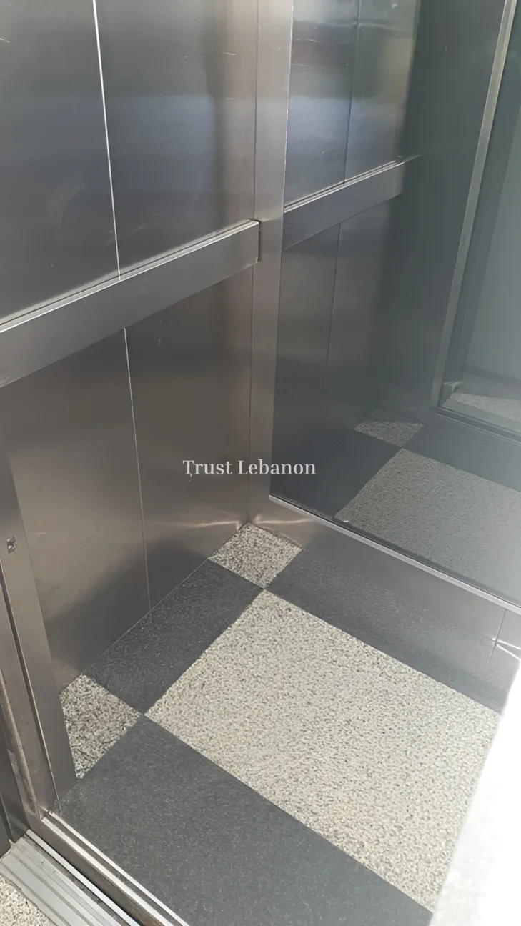 Office for rent in Sin El Fil, Lebanon