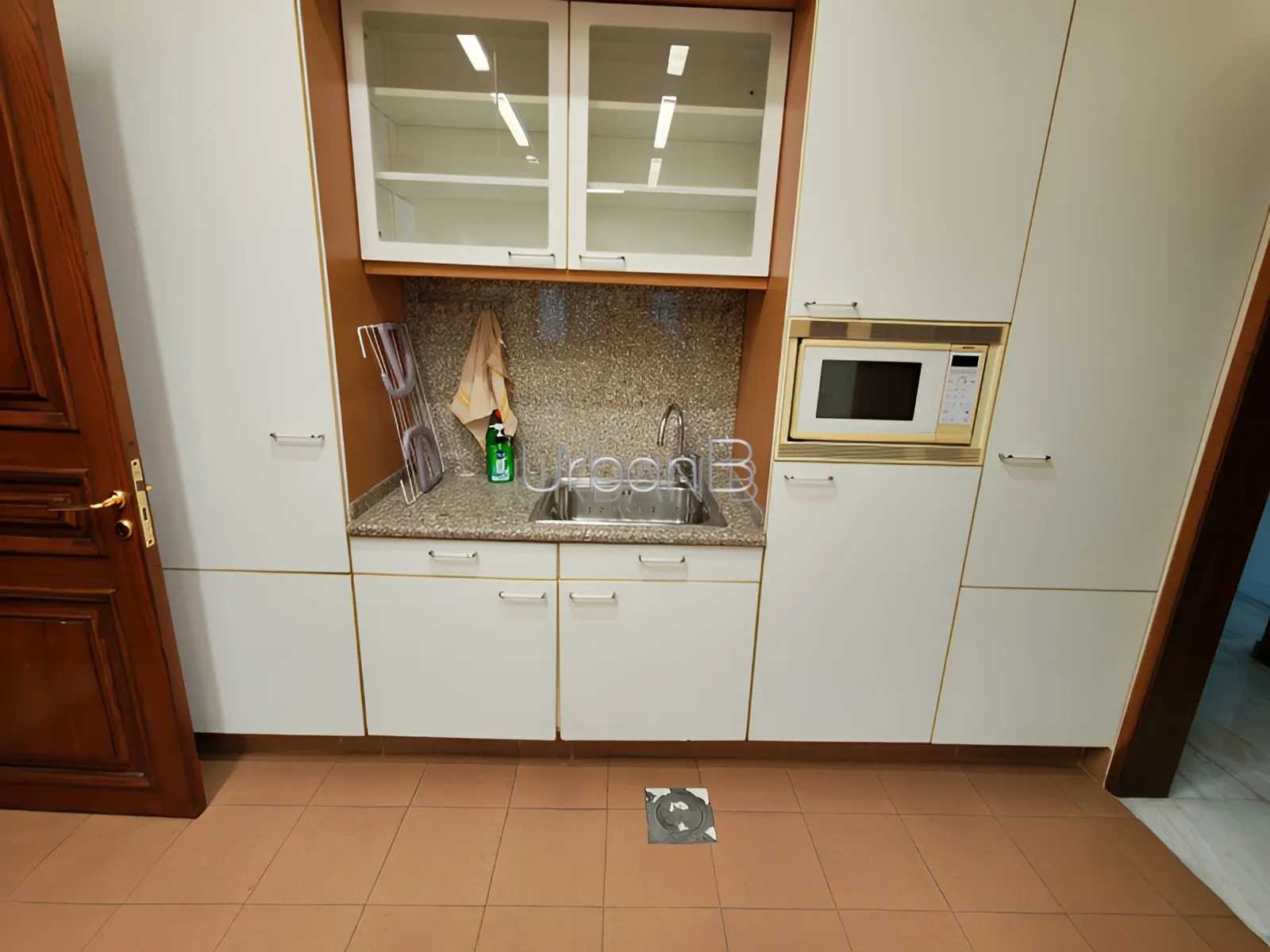 Apartment for rent in Sioufi, beirut, lebanon