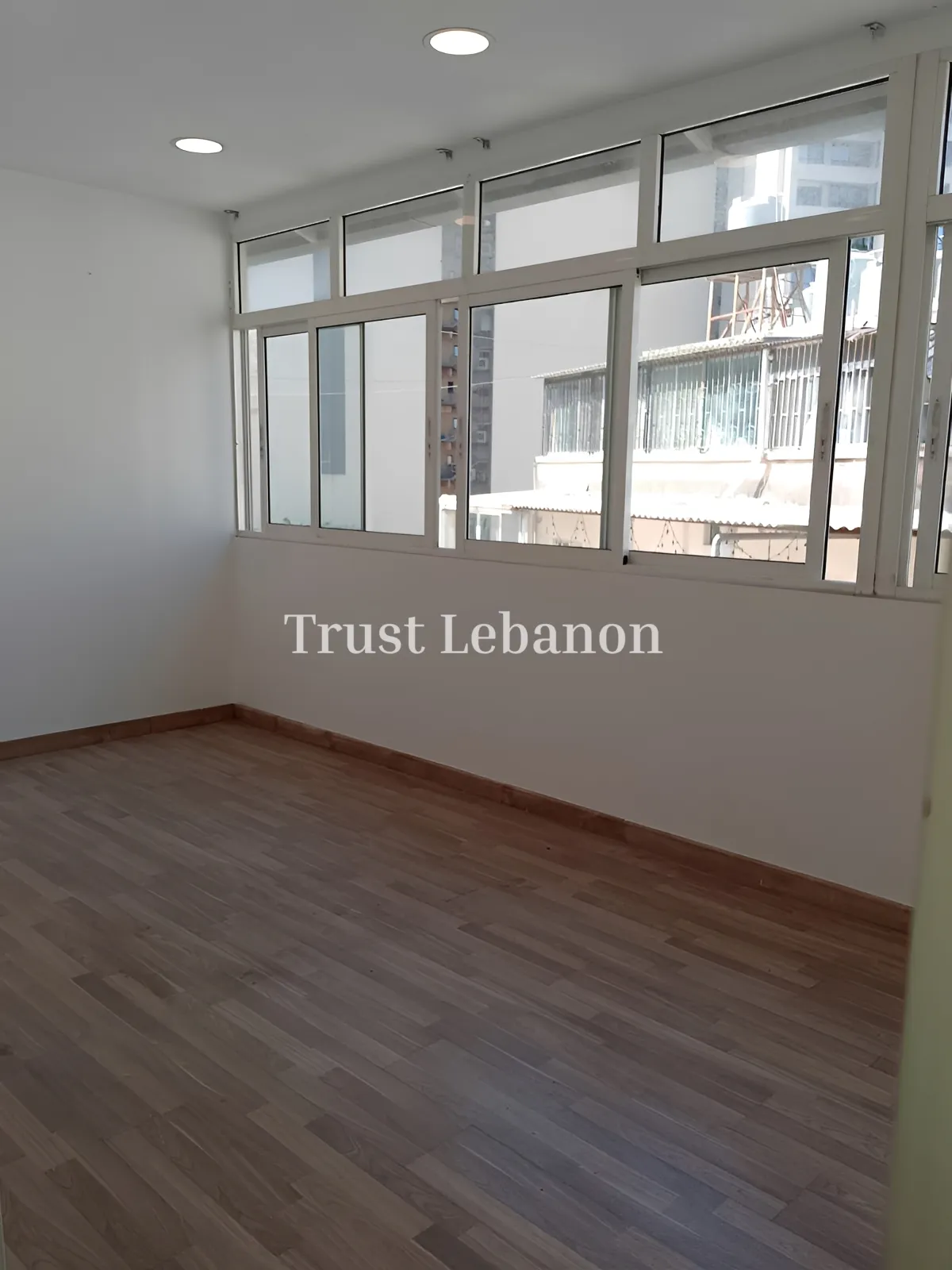 Office for rent in Monot, Beirut, Lebanon