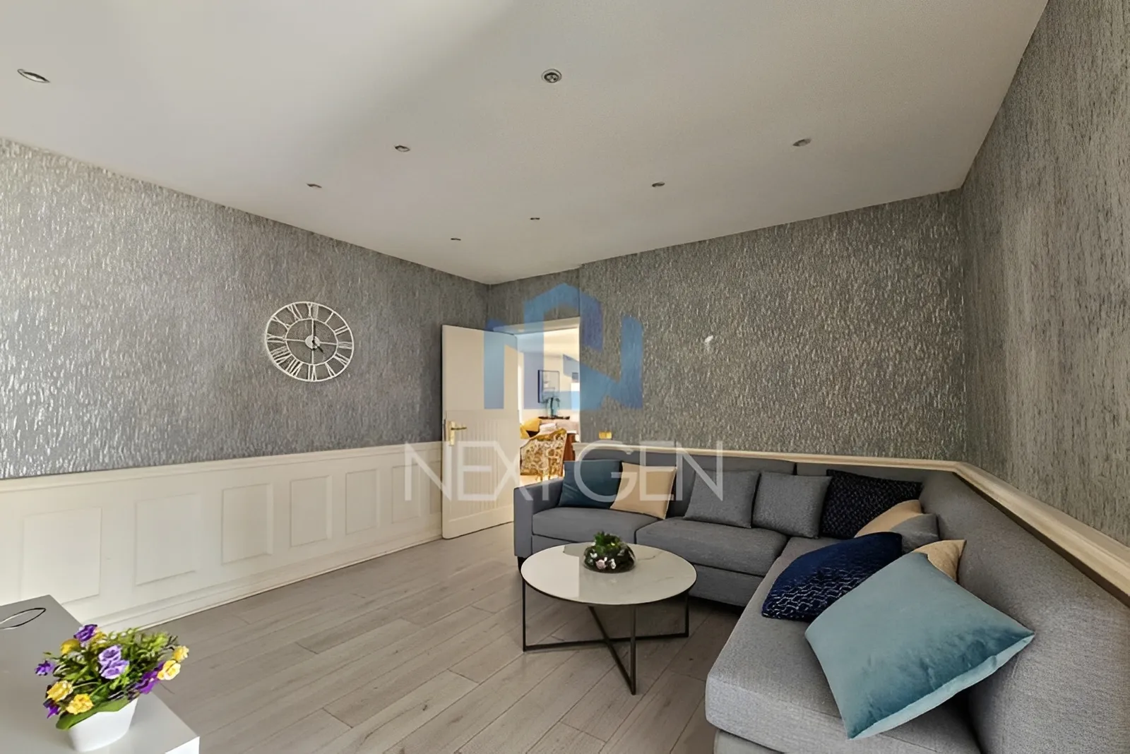Apartment for Sale in Ain Al Tineh