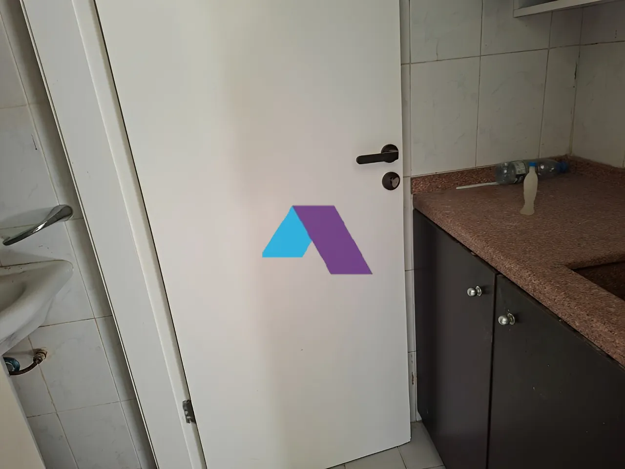 Office for Sale in Jal El Dib